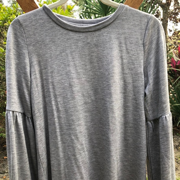 NWT Calvin Klein size S grey long bell sleeve - Picture 6 of 7